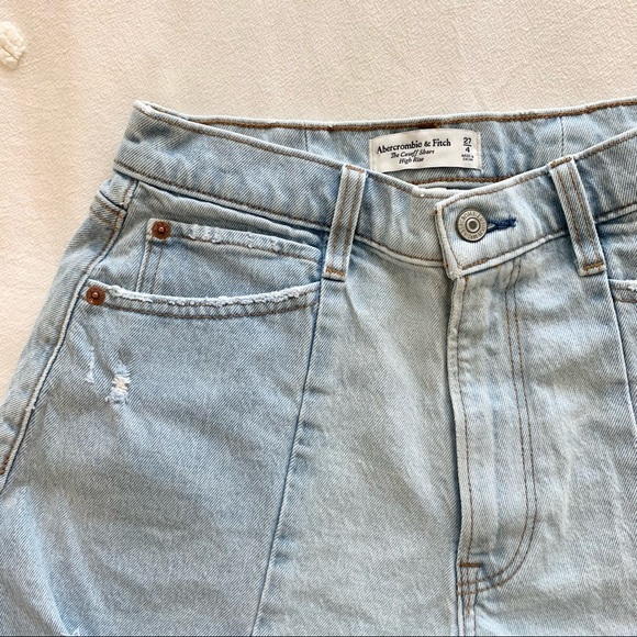 Abercrombie + Fitch Curve Love Cutoff High Rise Denim Shorts - Picture 3 of 3